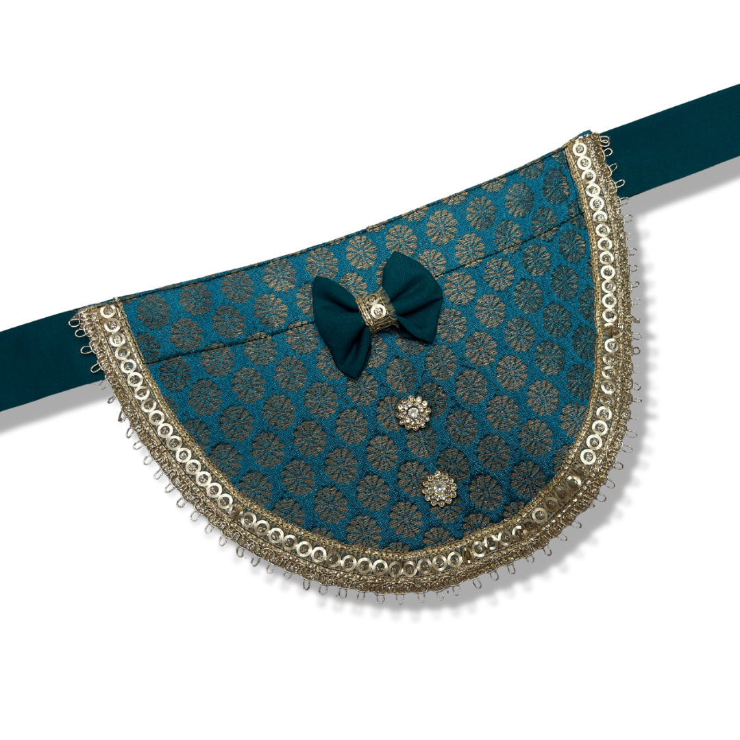 Circular Festive Bandana- By Fureverpupps