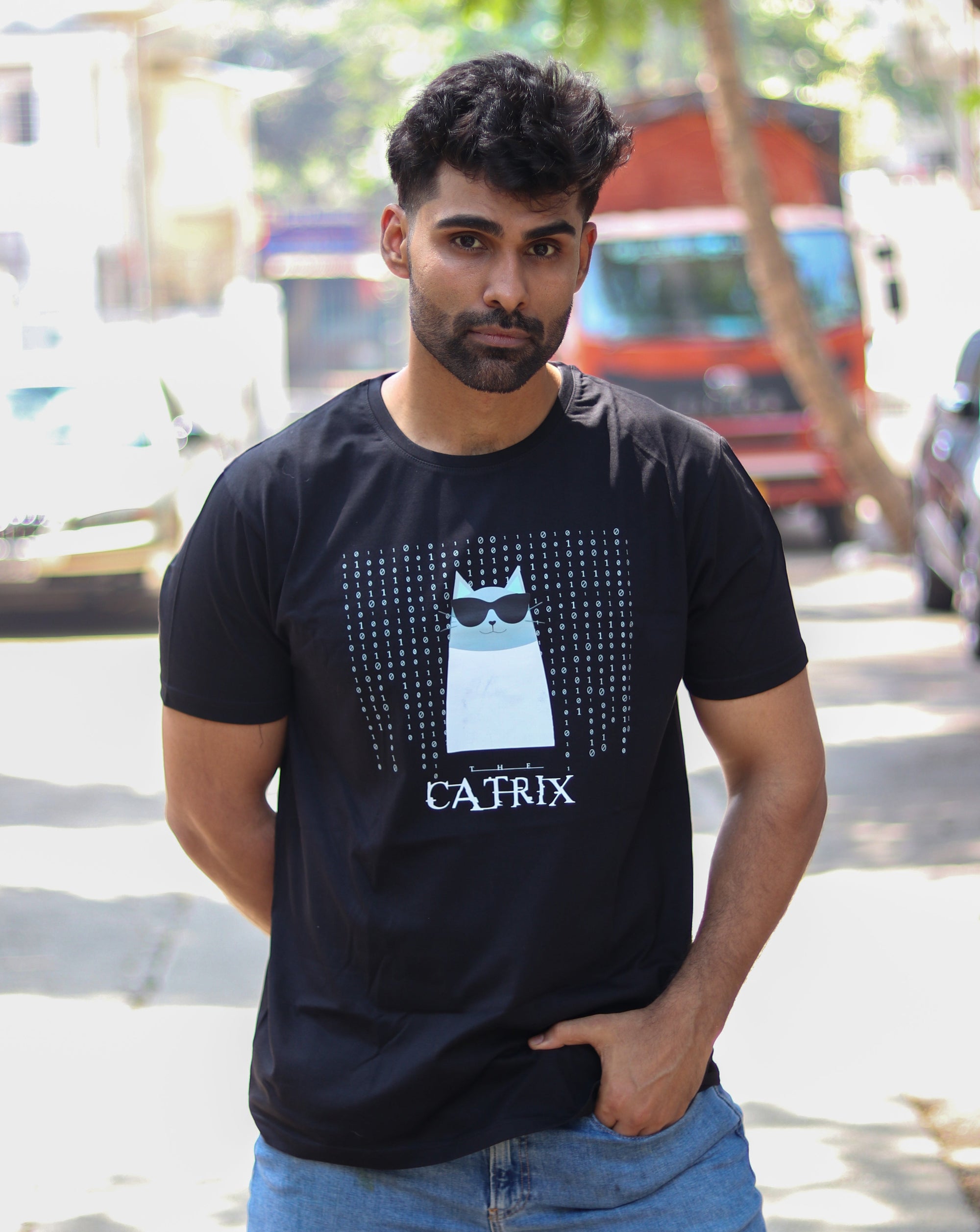 Catrix T-shirt- UNISEX